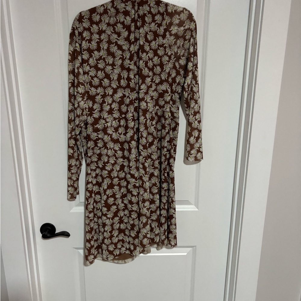 Brown Floral Daisy Print Wrap Dress - Picture 5 of 6